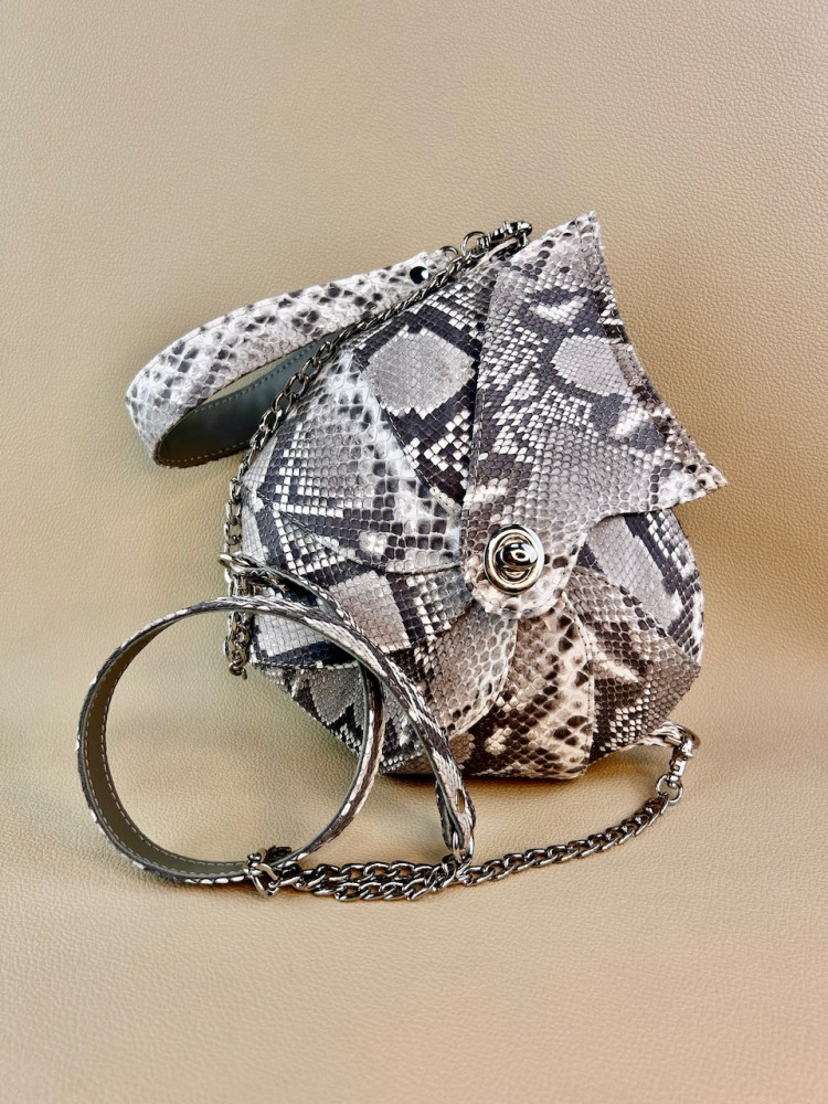 Сумка Наутилус из натурального питона